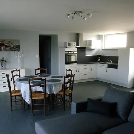 Au Refuge Des Allies *