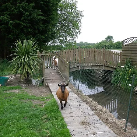 Holiday home Au Refuge Des Allies